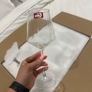 BRAND NEW STILL IN BOX WINE GLASSES